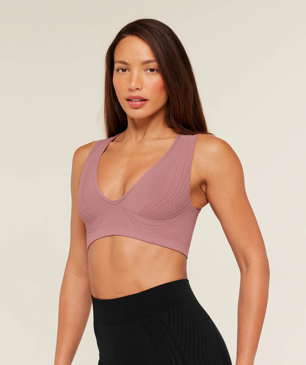 Gymshark Luxe Light Support Sports Bra Calm Pink