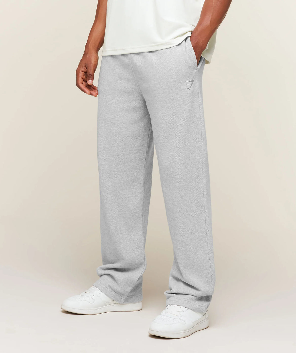 Gymshark Campus Crest Wide Leg Sweatpant Soft Grey Merl