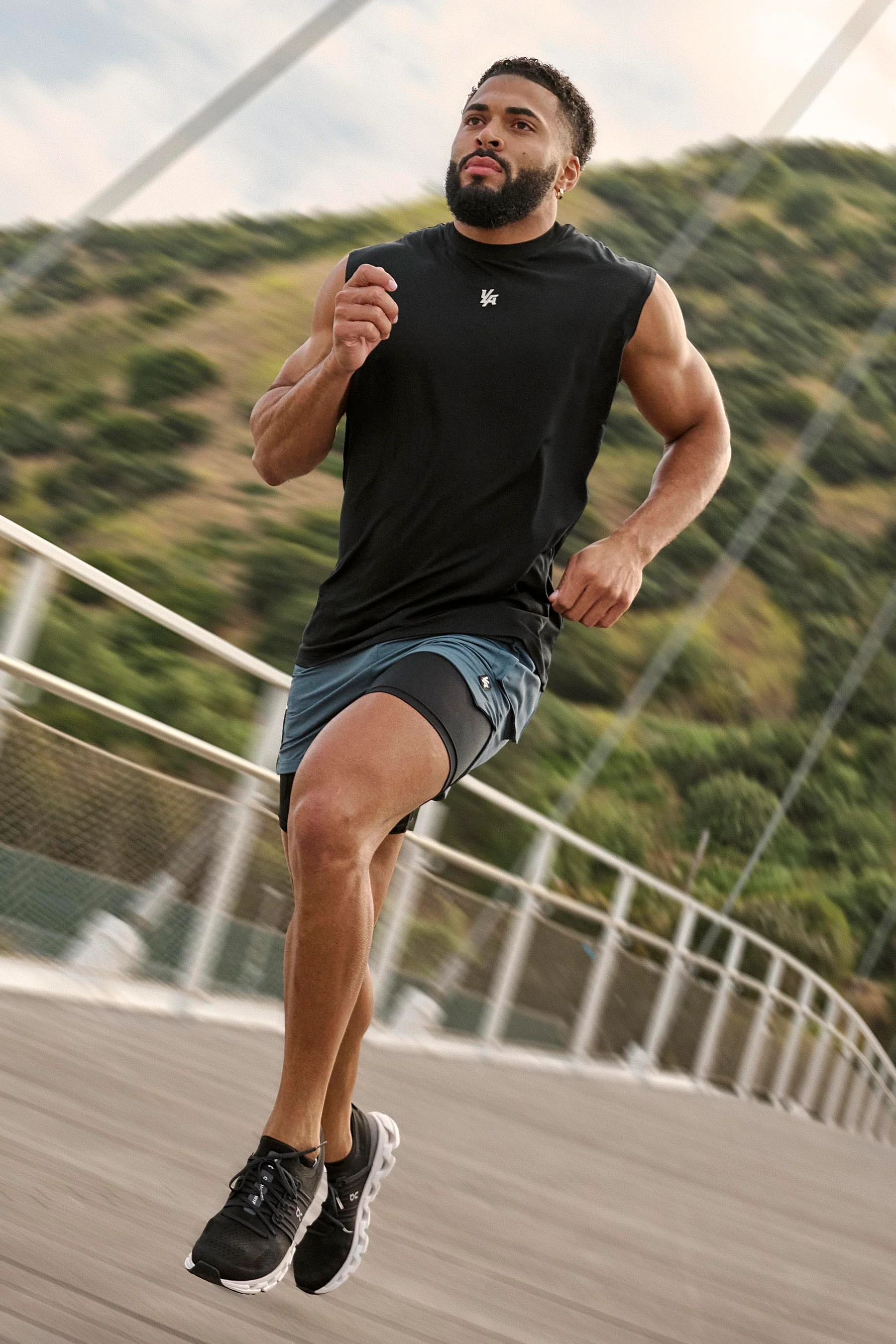 RunTech Tanks Black